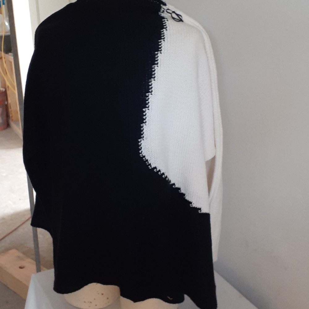 FRAPP SWEATER